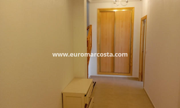 Sale - Townhouse - Daya Vieja