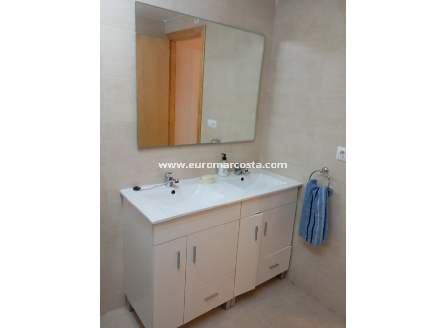 Sale - Townhouse - Daya Vieja