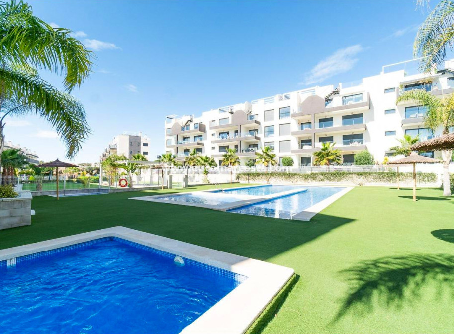 Objekte zum Wiederverkauf - Wohnung - Orihuela Costa