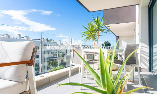 Objekte zum Wiederverkauf - Wohnung - Orihuela Costa