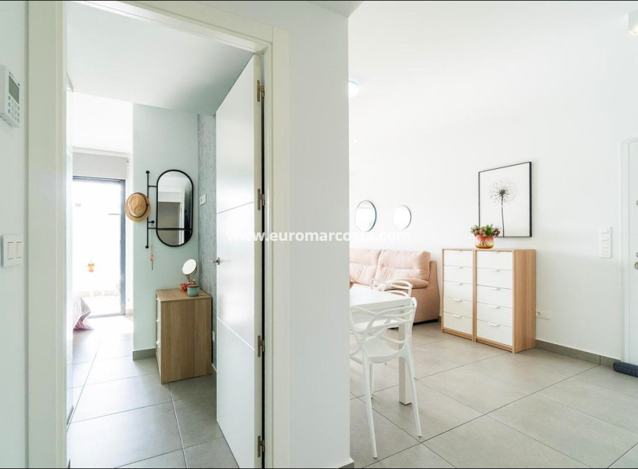 Objekte zum Wiederverkauf - Wohnung - Orihuela Costa
