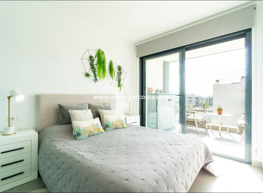 Objekte zum Wiederverkauf - Wohnung - Orihuela Costa