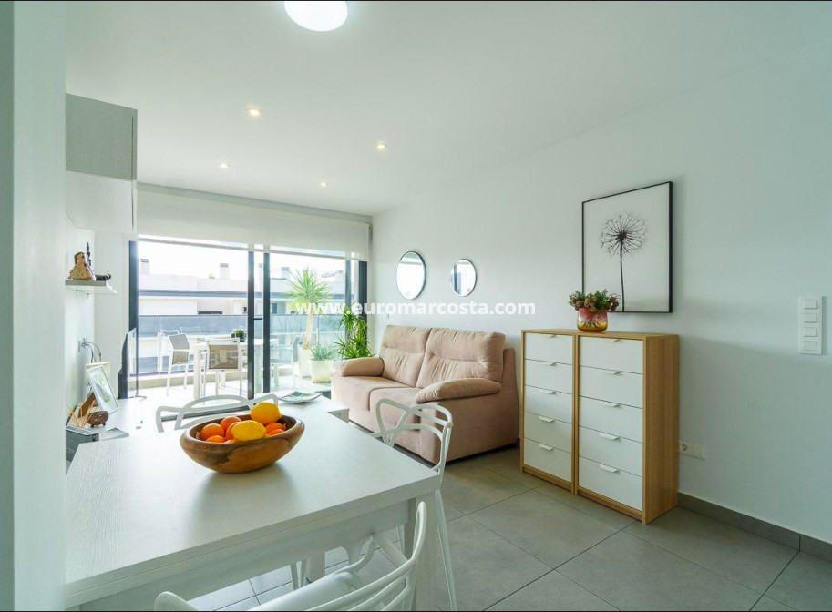 Objekte zum Wiederverkauf - Wohnung - Orihuela Costa