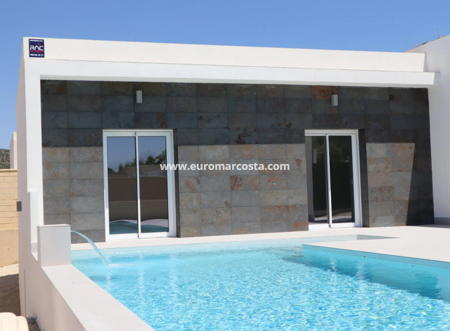 New Build - detached - La Romana