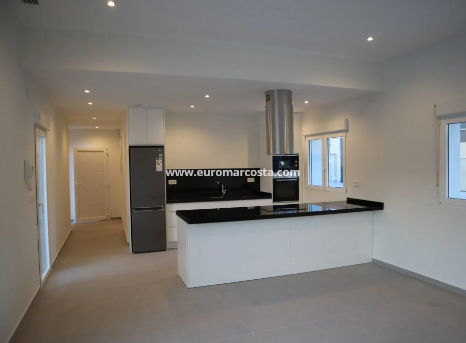 New Build - detached - La Romana