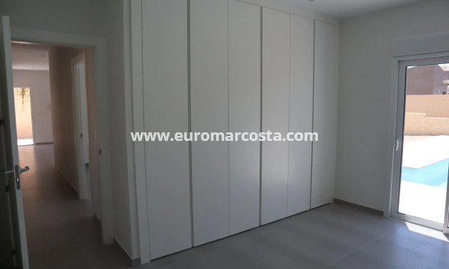 New Build - detached - La Romana
