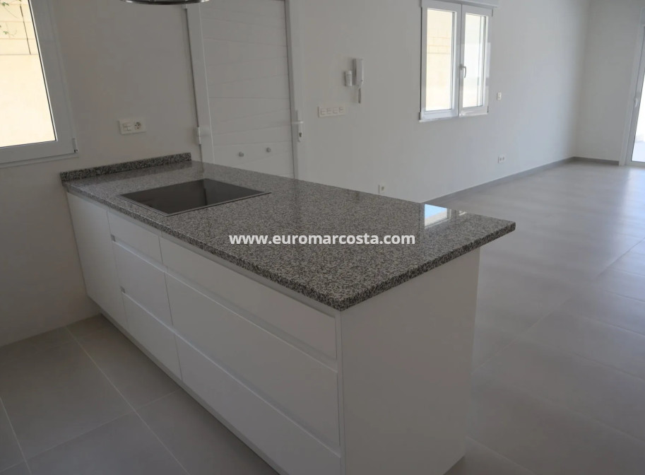 New Build - detached - La Romana