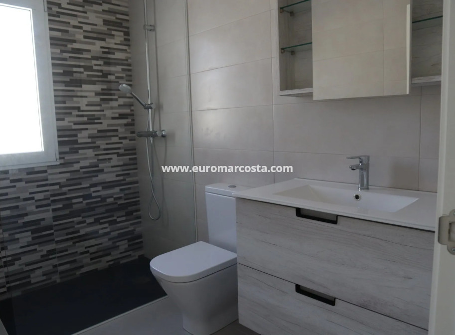 New Build - detached - La Romana