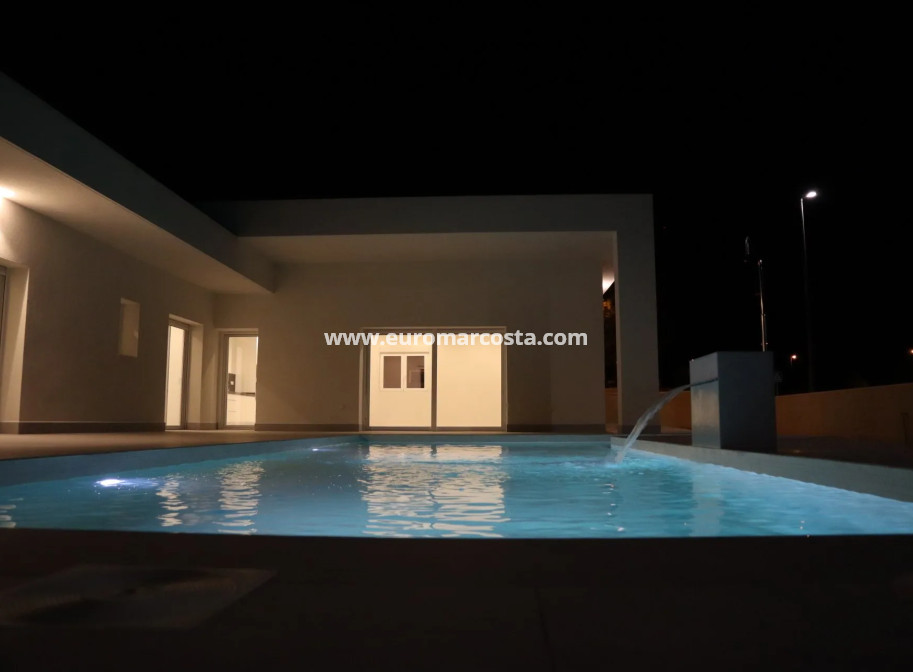 New Build - detached - La Romana