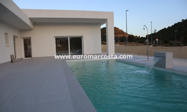 New Build - detached - La Romana