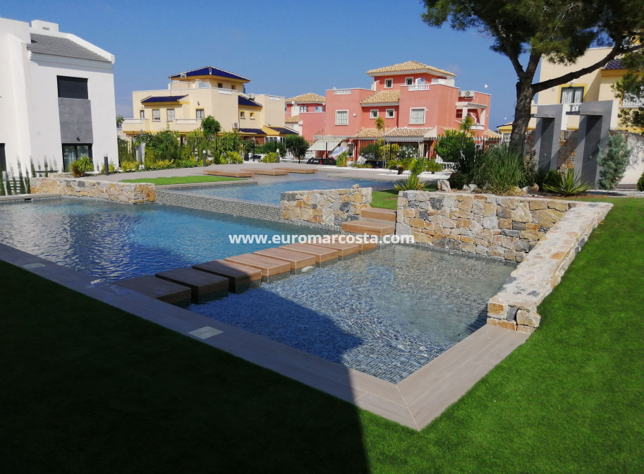 Nueva construcción  - high-bungalow - Torrevieja - TORREVIEJA