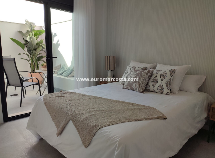 New Build - high-bungalow - Pilar de la Horadada