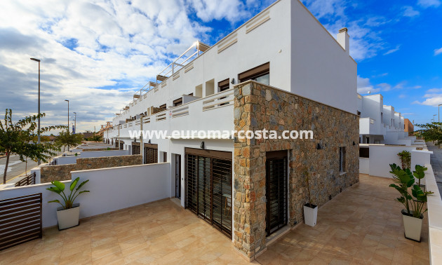 New Build - terraced - Pilar de la Horadada