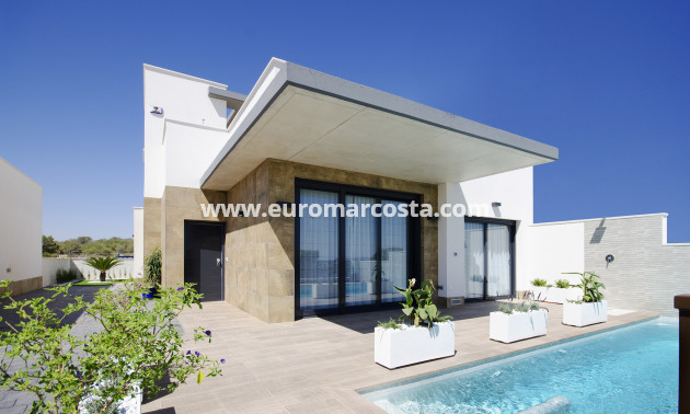 Nueva construcción  - Villa - San Miguel de Salinas