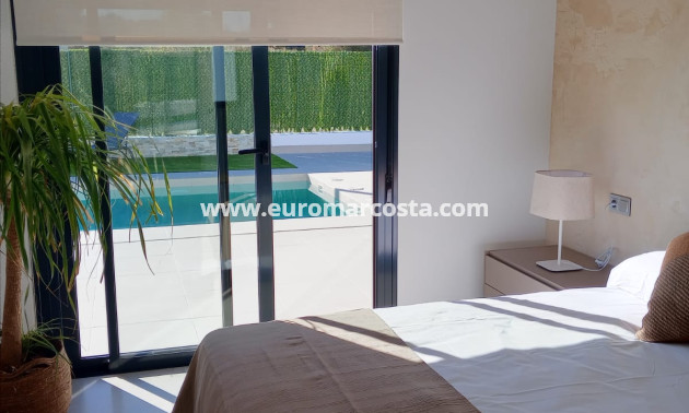 New Build - detached - Calasparra