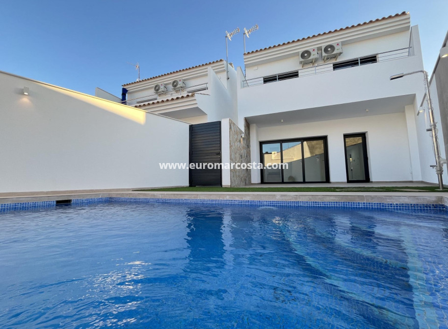 Nueva construcción  - detached - San Pedro del Pinatar - San Pedro de Pinatar