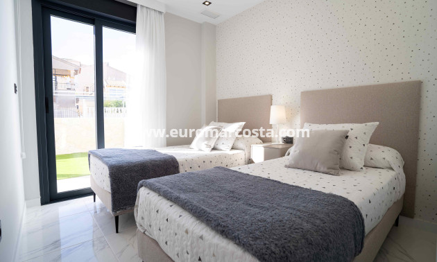 Nueva construcción  - high-bungalow - Pilar de la Horadada