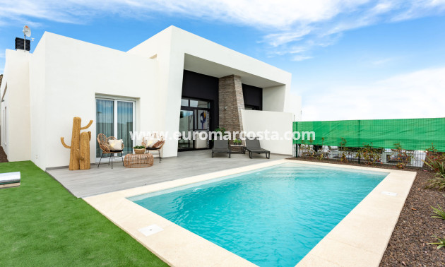 New Build - terraced - Algorfa