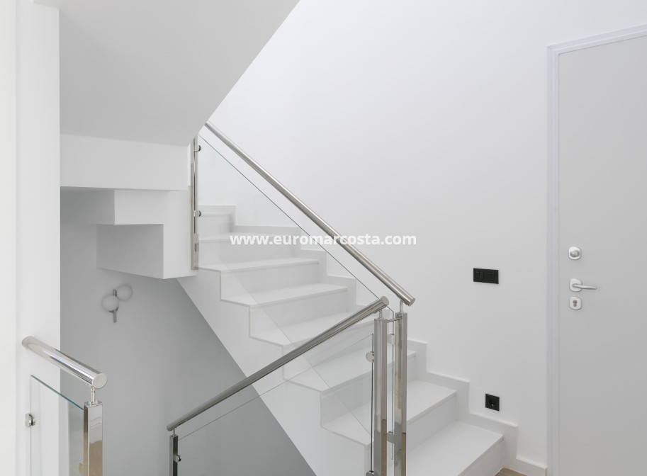 Nueva construcción  - Villa - Finestrat