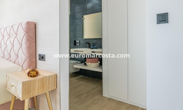 Nueva construcción  - Villa - Finestrat