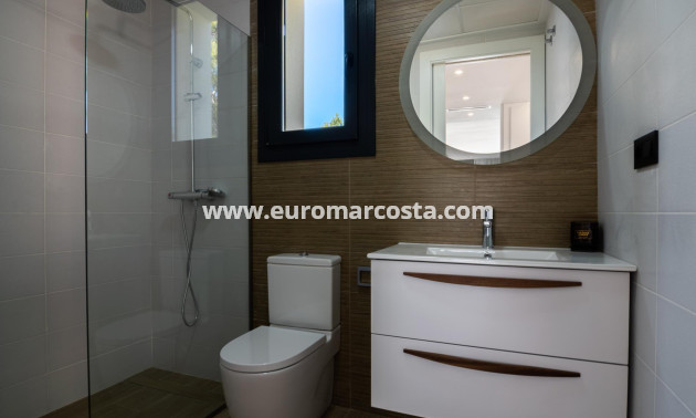 Nueva construcción  - Villa - Finestrat