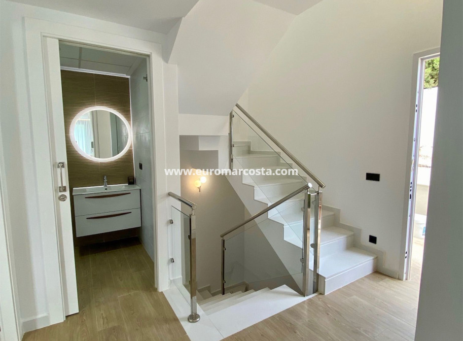 Nueva construcción  - Villa - Finestrat