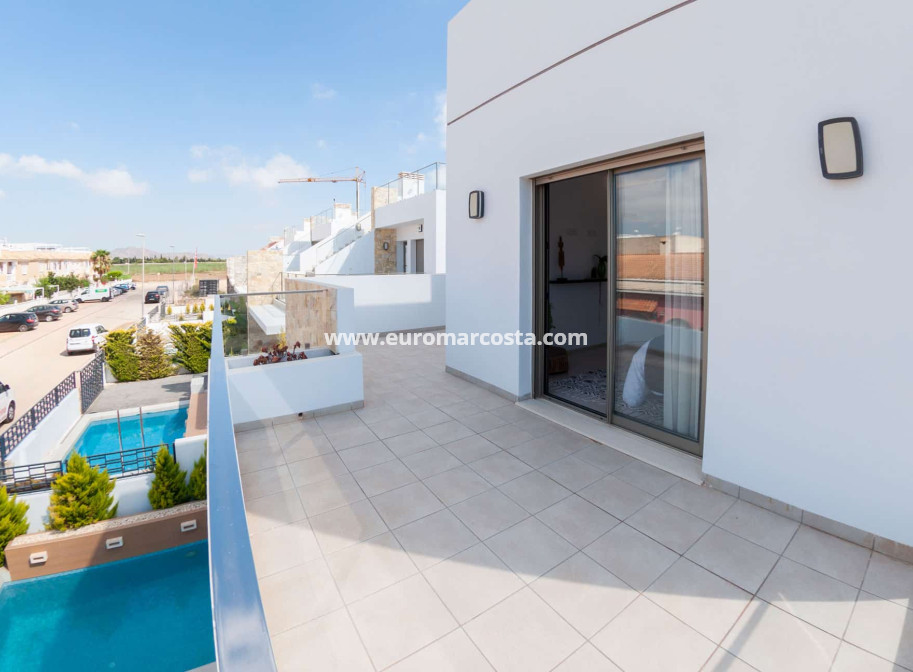 Nueva construcción  - detached - Los Alcazares - Murcia