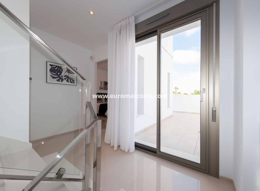 Nueva construcción  - detached - Los Alcazares - Murcia