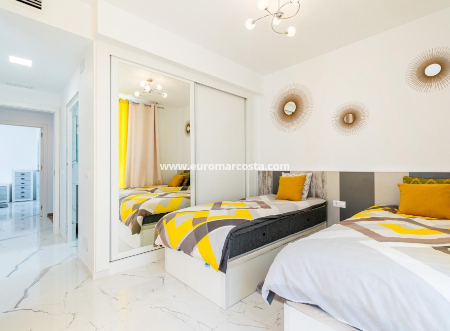 New Build - terraced - Orihuela Costa