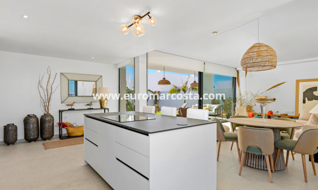 New Build - detached - Islas Menores