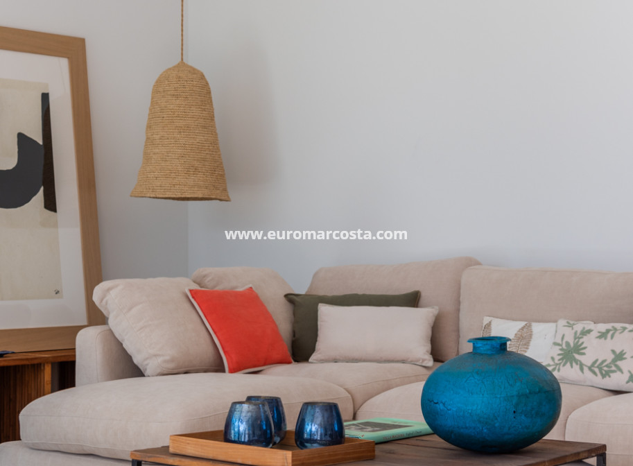 New Build - detached - Islas Menores