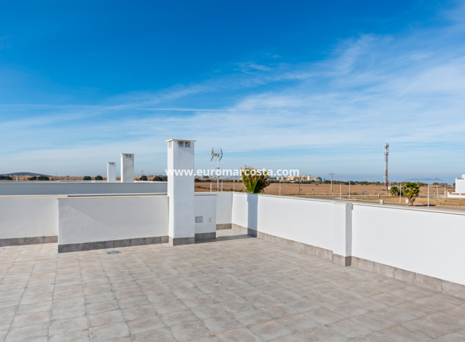 New Build - detached - Islas Menores