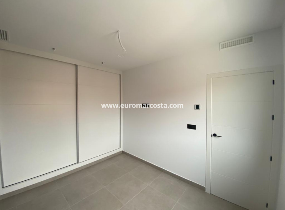 Nueva construcción  - detached - Los Alcazares - Murcia