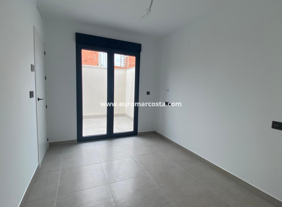 Nueva construcción  - detached - Los Alcazares - Murcia