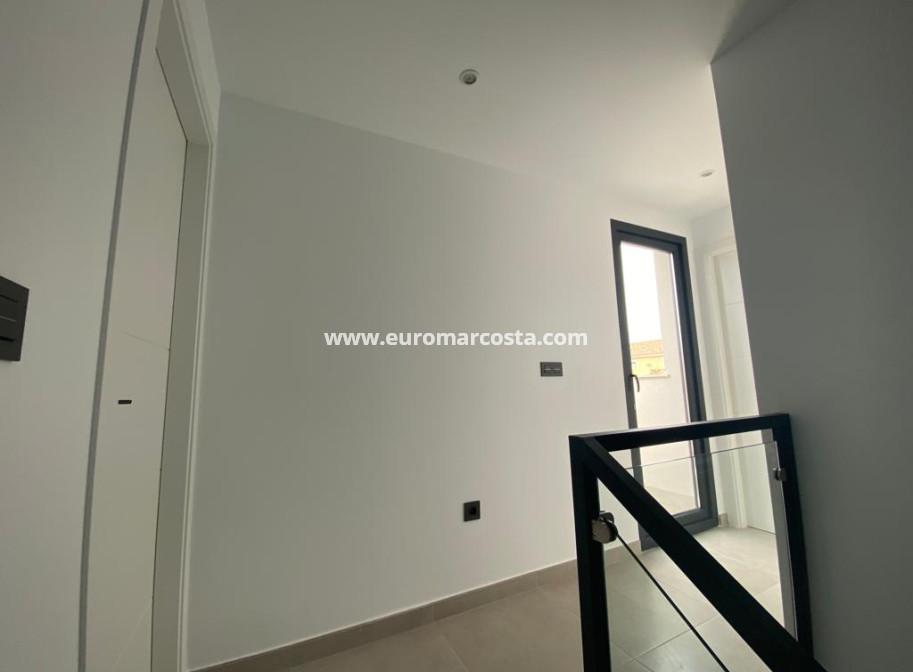 Nueva construcción  - detached - Los Alcazares - Murcia