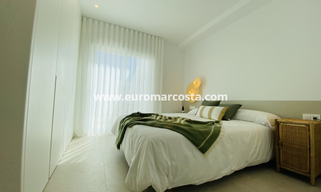 Nueva construcción  - low-bungalow - Pilar de la Horadada