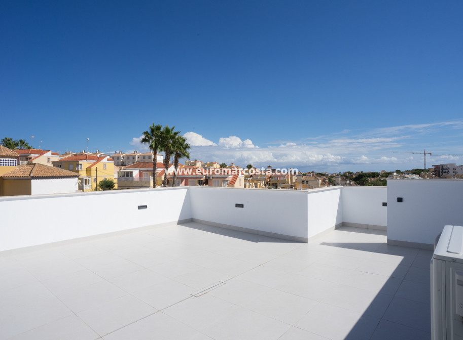 Nueva construcción  - detached - San Miguel de Salinas