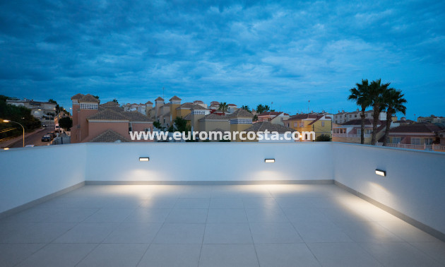 Nueva construcción  - detached - San Miguel de Salinas