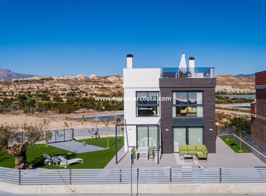 Nueva construcción  - detached - Muchamiel - Alicante