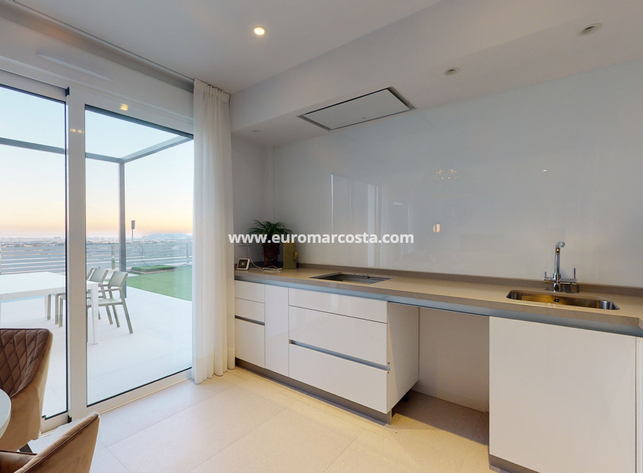 Nueva construcción  - detached - Muchamiel - Alicante