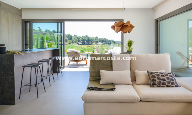 Nueva construcción  - Villa - Dehesa de Campoamor