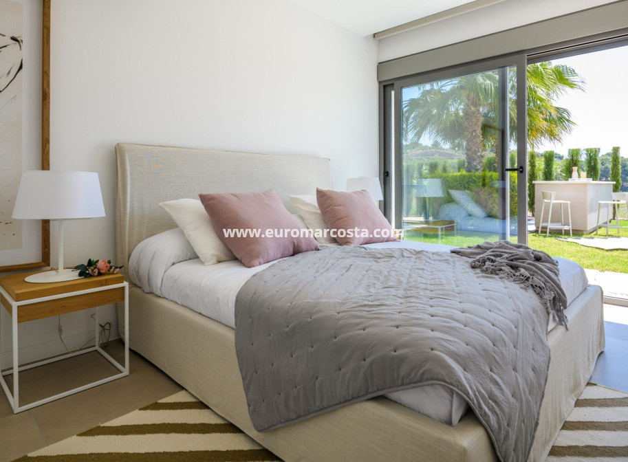 Nueva construcción  - Villa - Dehesa de Campoamor