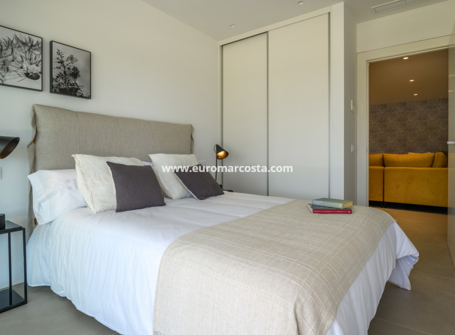 Nueva construcción  - Villa - Dehesa de Campoamor