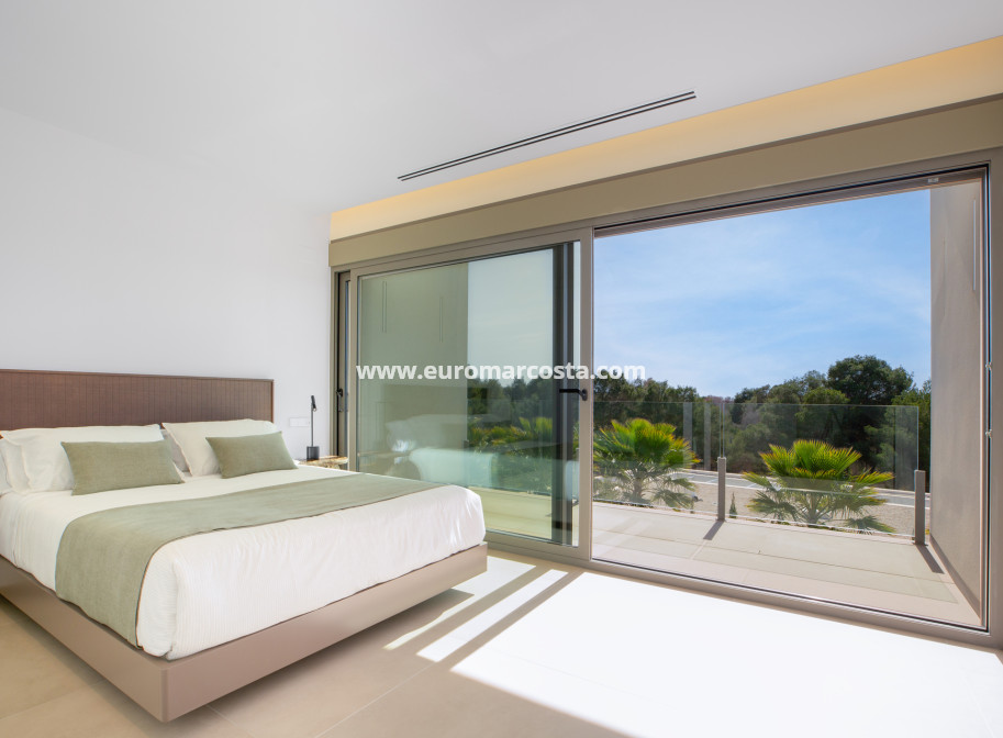 Nueva construcción  - Villa - Dehesa de Campoamor