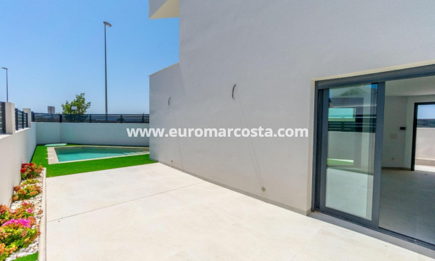 Nueva construcción  - Quad - Benijofar