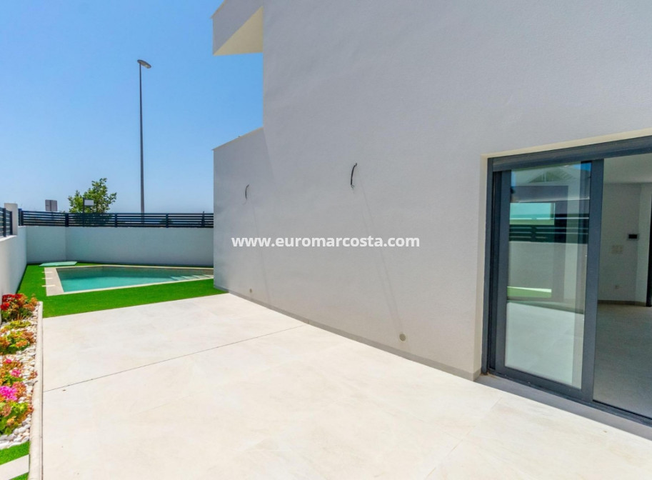 Nueva construcción  - Quad - Benijofar