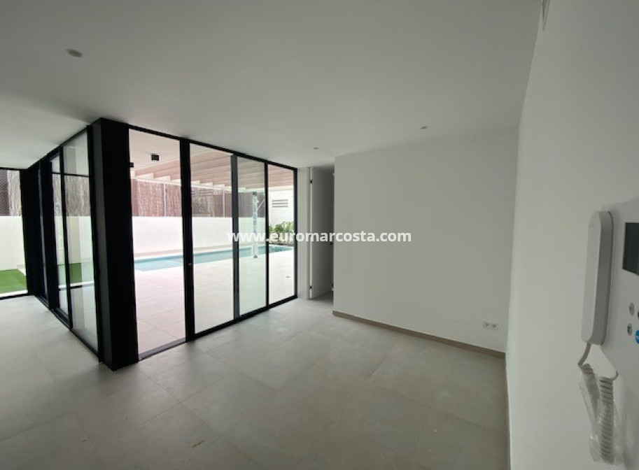 New Build - detached - Orihuela Costa