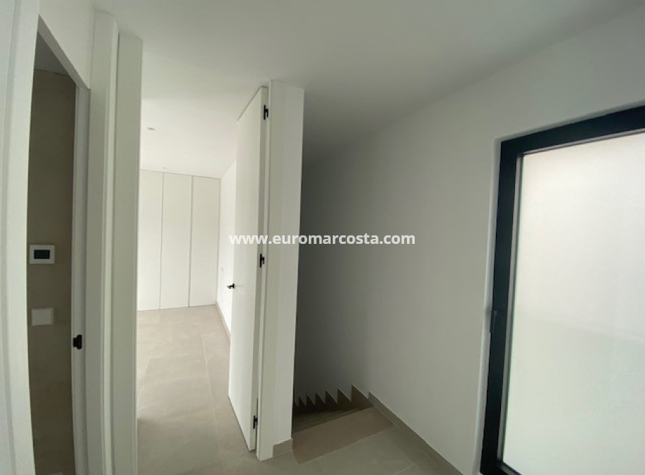 New Build - detached - Orihuela Costa