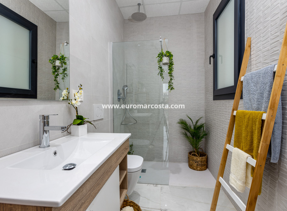 Nueva construcción  - ground-floor - Torrevieja - TORREVIEJA