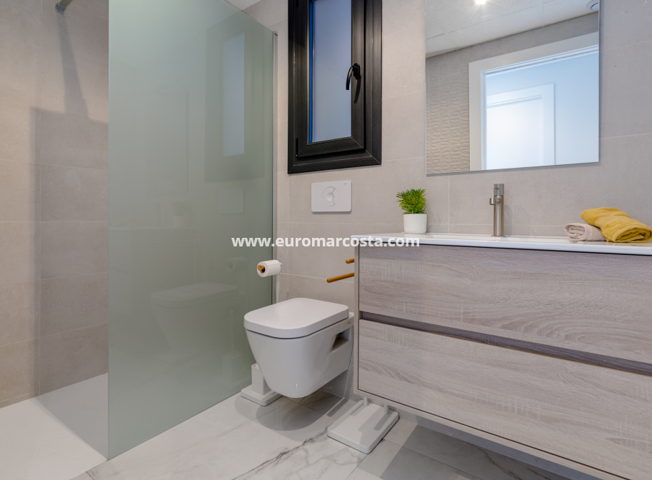 New Build - Apartment / flat - Guardamar del Segura